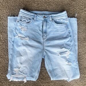 American Eagle Highest Rise Mom Jeans